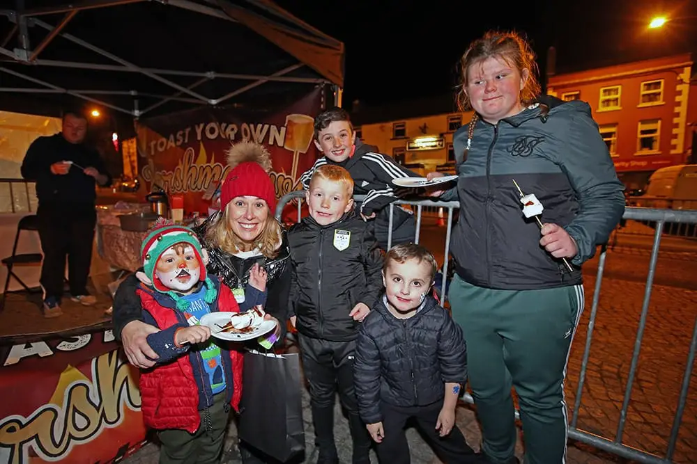 Tandragee Christmas Lights Switch On 2022