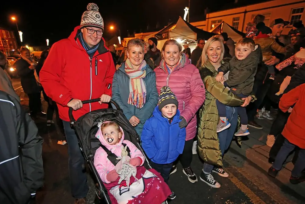 Tandragee Christmas Lights Switch On 2022