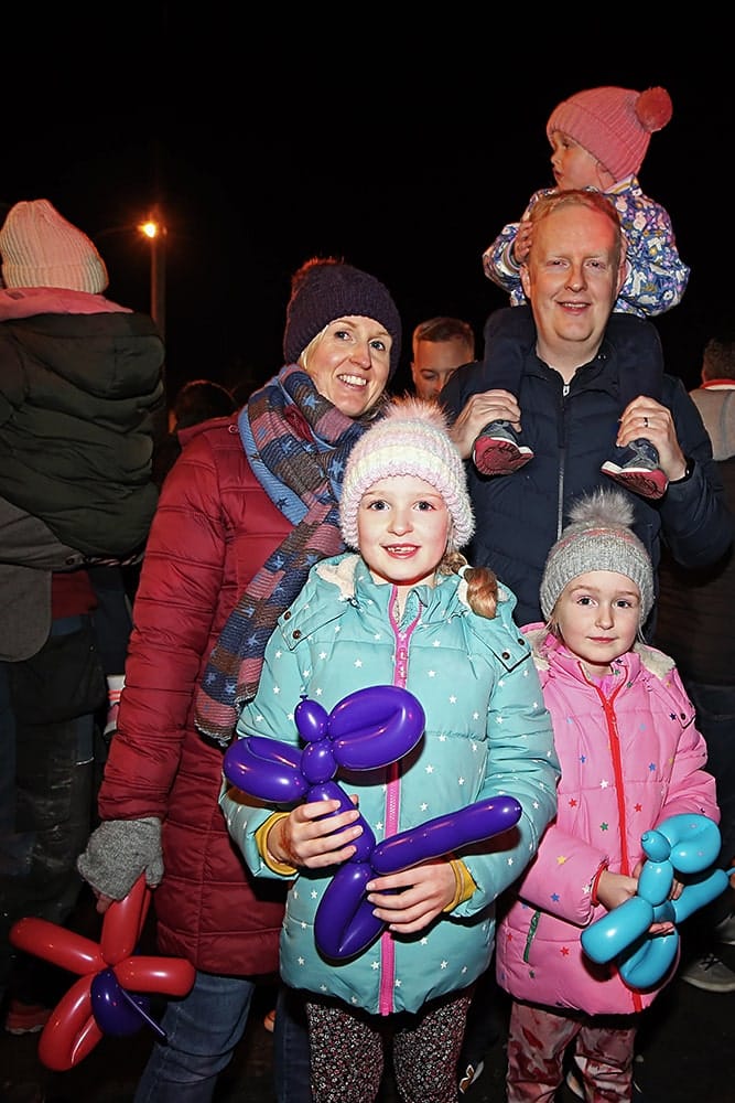 Tandragee Christmas Lights Switch On 2022