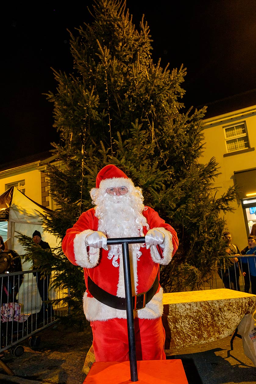 Markethill Christmas Lights Switch on 2022