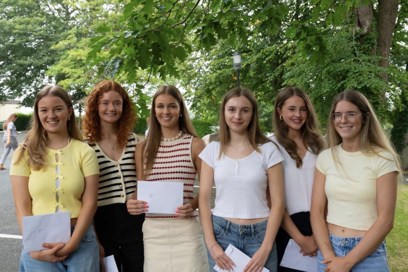 Smiling happy faces for our students who are off study a range of Science based courses. Tara Kelly, Aoife Conway, Vilte Kiausaite, Zoe Kennedy, Chloe Agnew and Sienna Gildernew.