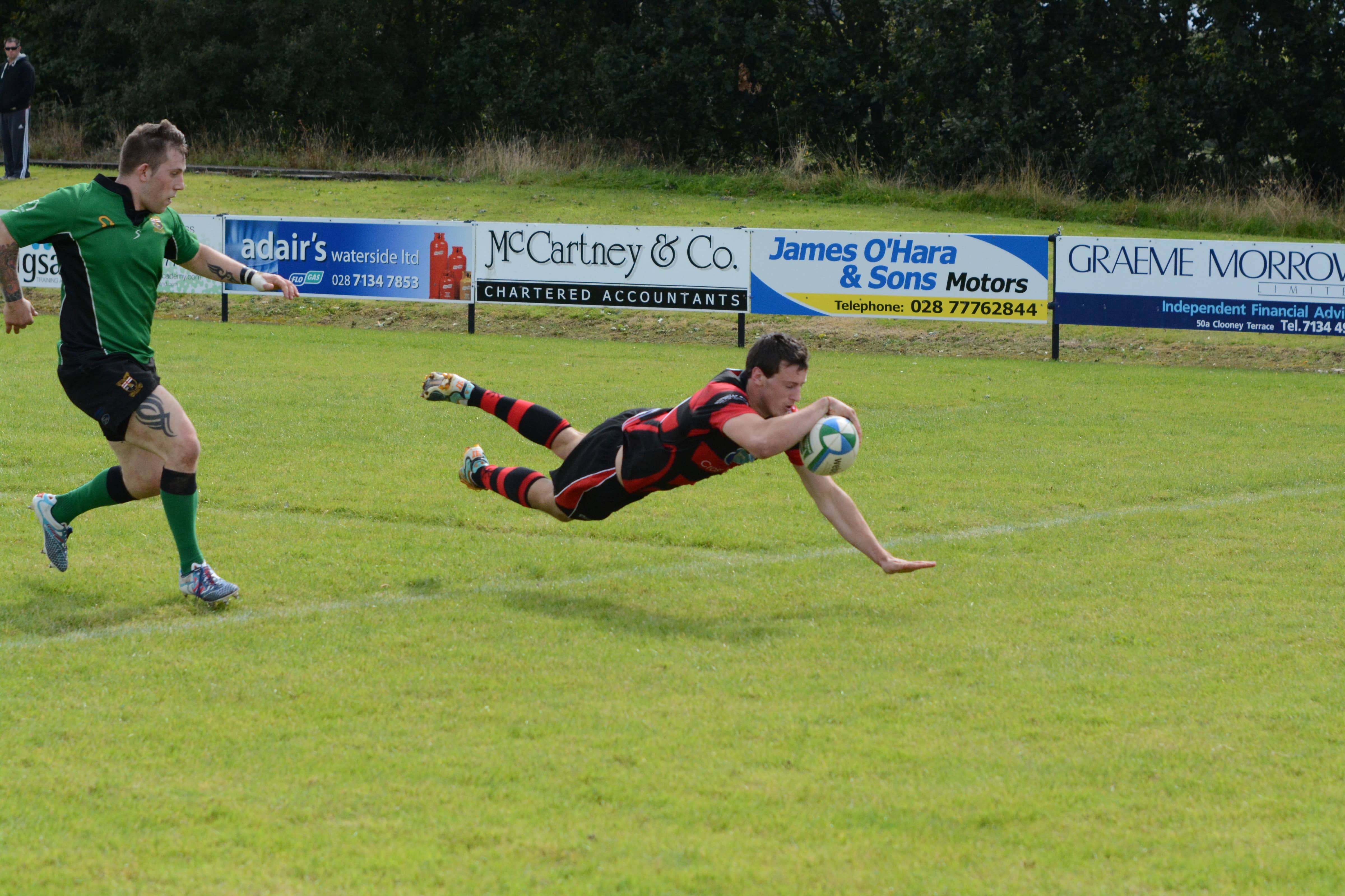 Robbie Faloon scores Armagh's first try at City of Derry on Saturday