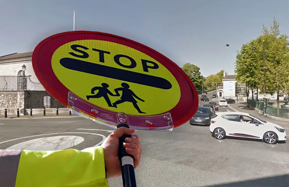 Parents fear child will be killed with loss of lollipop crossing at