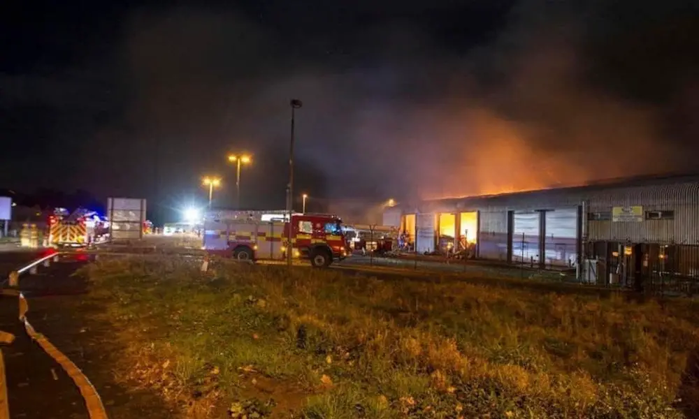 Firefighters tackle large blaze at industrial unit in Newry overnight ...