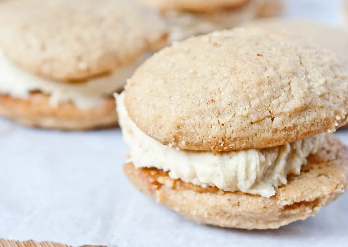 Cream cookies