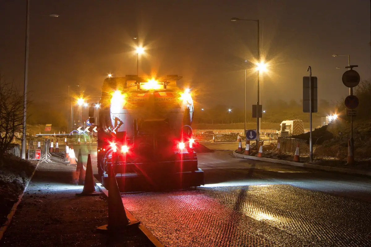 Night roadworks