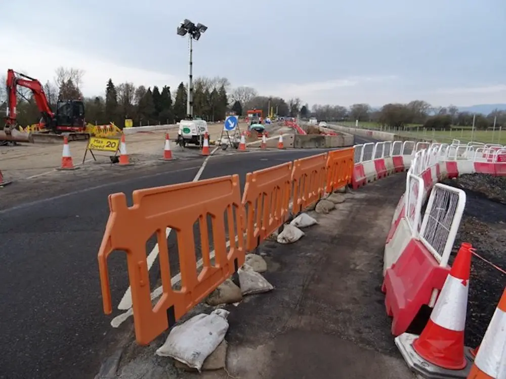 Resurfacing of Warrenpoint to Newry dual carriageway to see two months of  lane closures – Armagh I