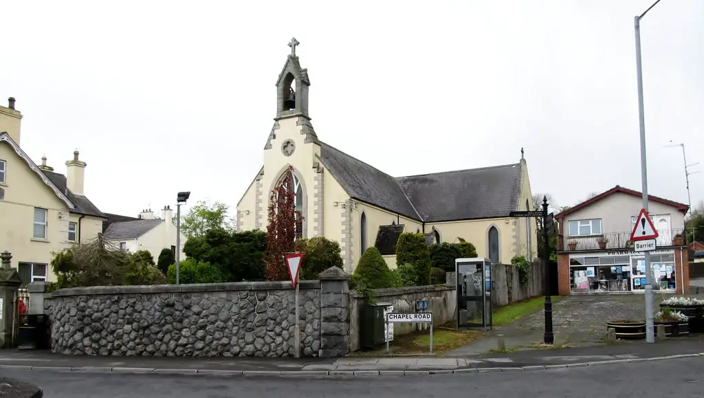 Church of Saints Peter and Paul bessbrook. Eric Jones Geograph