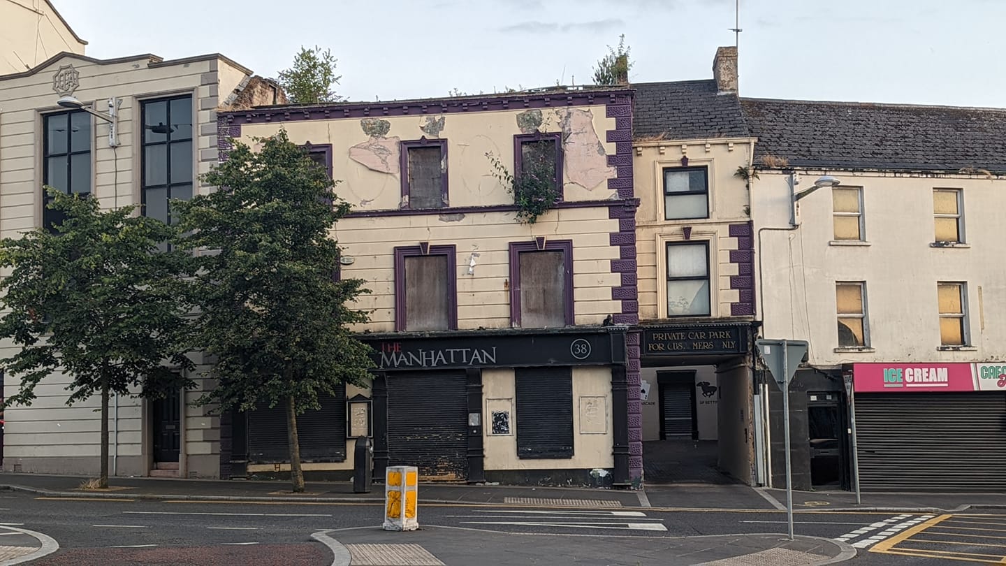 The Manhattan Bar in Lurgan