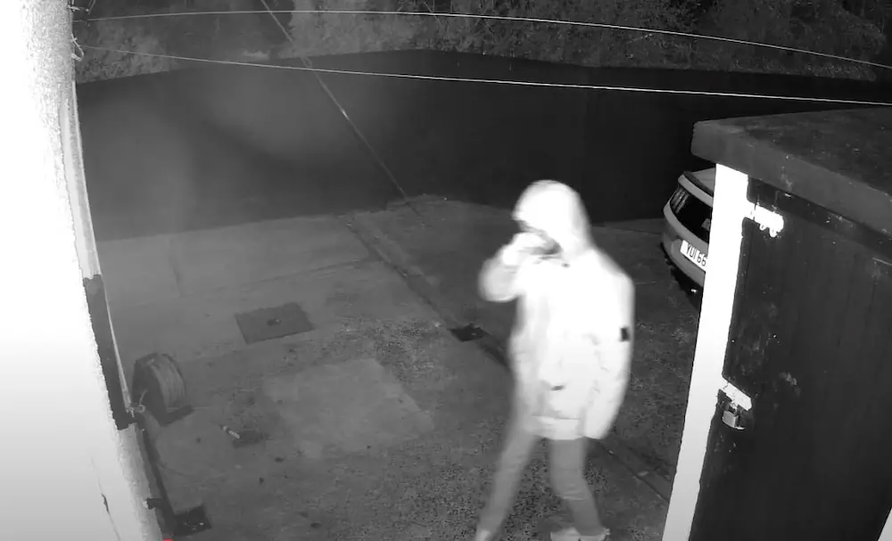 Suspected creeper burglar caught on camera in Newry – Armagh I