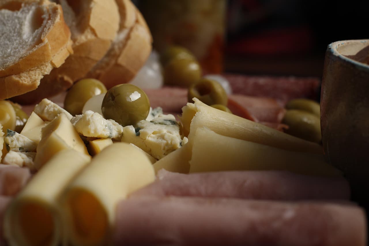 Restaurateurs serve up plans to turn vacant Portadown town centre unit into Italian deli
